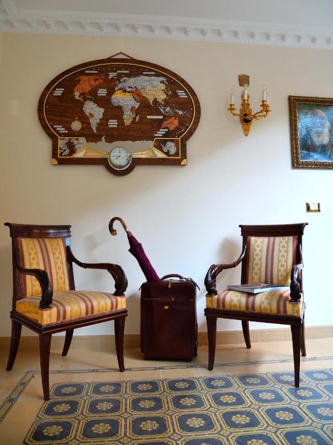 Casa de hóspedes Regal House Capucci 6