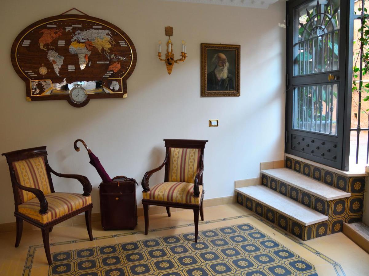 Casa de hóspedes Regal House Capucci 6