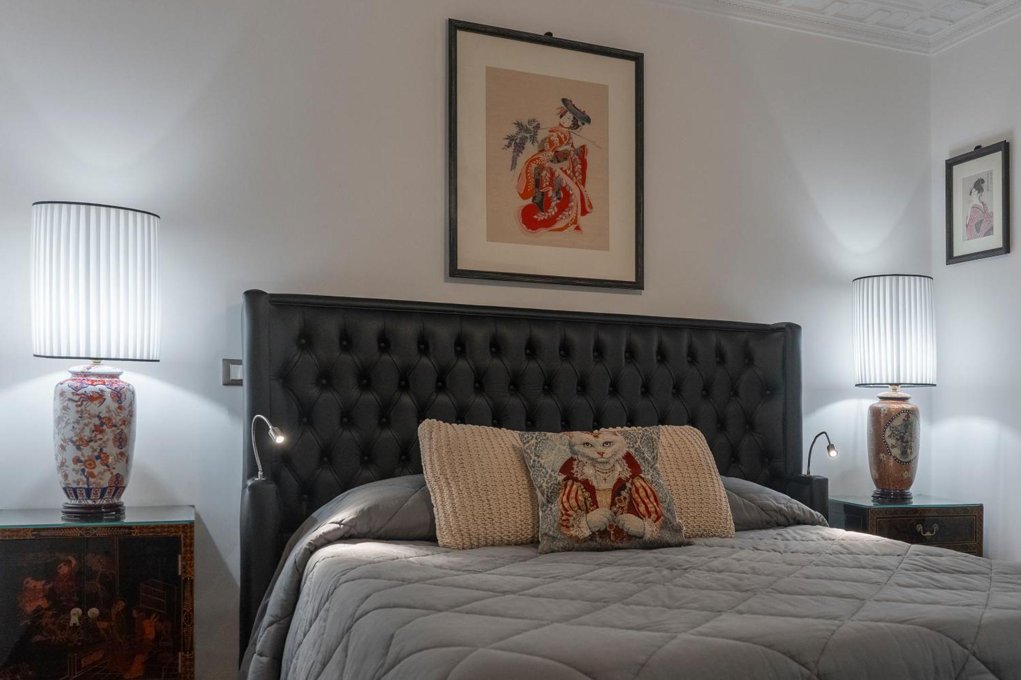 Casa de hóspedes Regal House Capucci 6 *