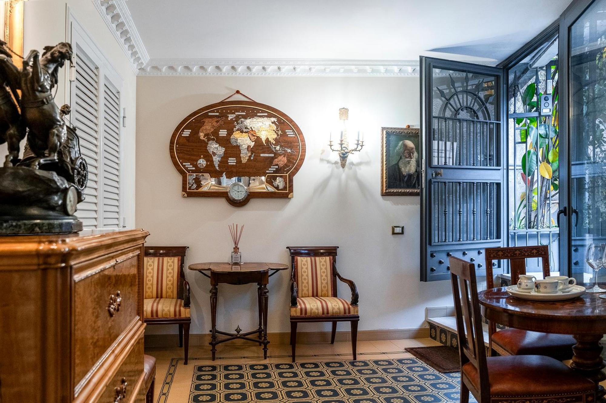 Casa de hóspedes Regal House Capucci 6